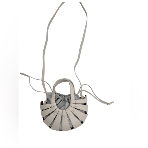 Bottega Veneta Handbags - Bottega Veneta The Shell 2Way crossbody Tote Bag New w Dustbag and COA